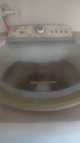 Vende máquina de lavar