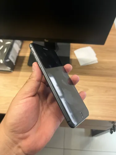 iPhone 8Plus All Black 256Gb