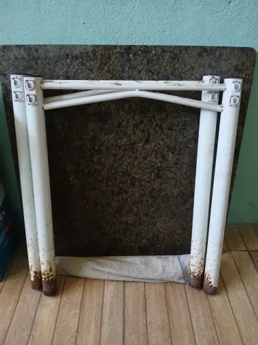 Pe de mesa
