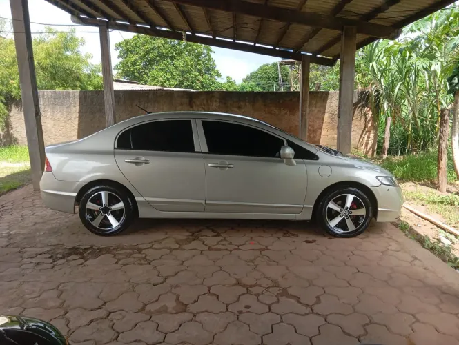 Honda Civic Sedan LXS 1.8/1.8 Flex 16V Mec. 4P 2010
