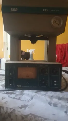 Equipamentos para laboratórios de protese