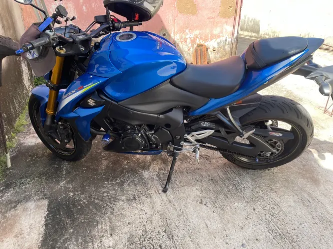 Moto esportiva