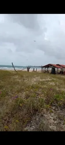 Terreno de frente para o mar