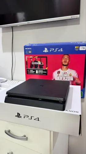 PS4 1TB Nunca aberto