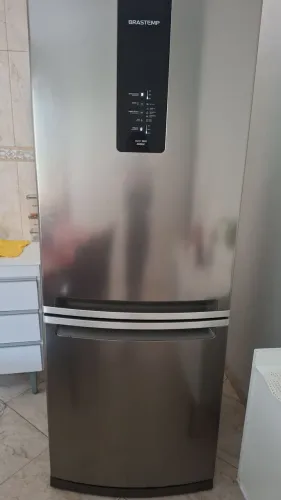 Vendo geladeira 