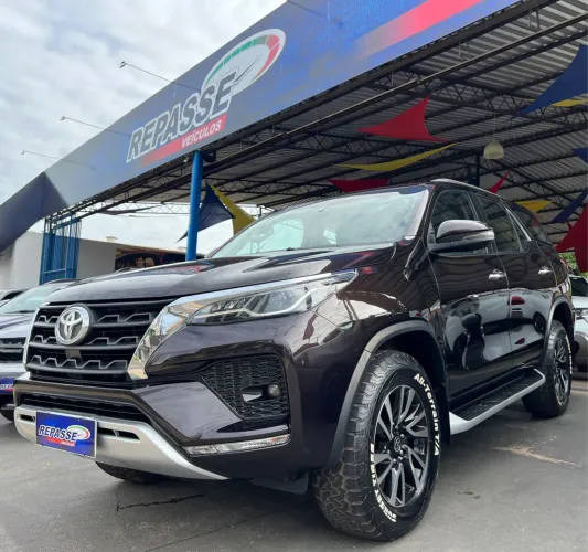 Toyota Hilux SW4 SRV 4X2 2.7 Flex 16V Aut. 2021