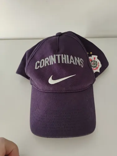 Boné do Corinthians, para quem é torcedor roxo!