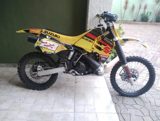 SUZUKI RMX 250cc 2T 1996