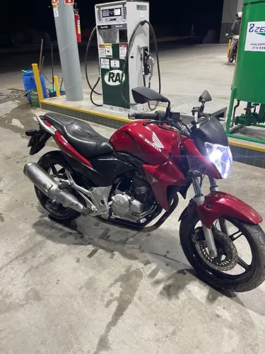 Moto cb 300