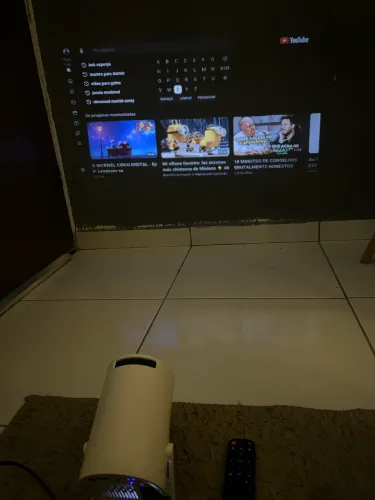 Projetor H?maston com controle