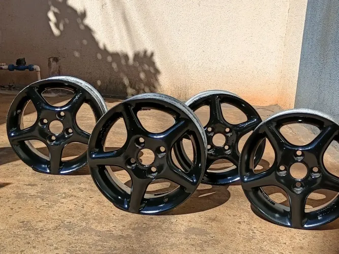 Vendo jogo de rodas 13