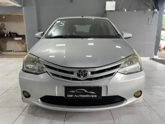 Toyota Etios XS 1.5 Flex 16V 5P Mec. 2015