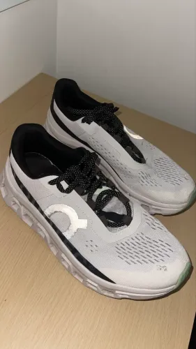 Tênis Corrida On Running Cloudmonster - 40