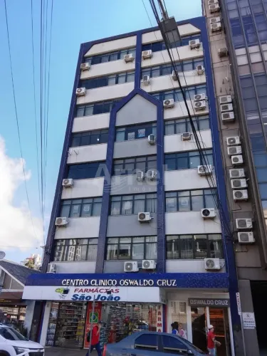 Sala Comercial no Centro de Passo Fundo, para venda.