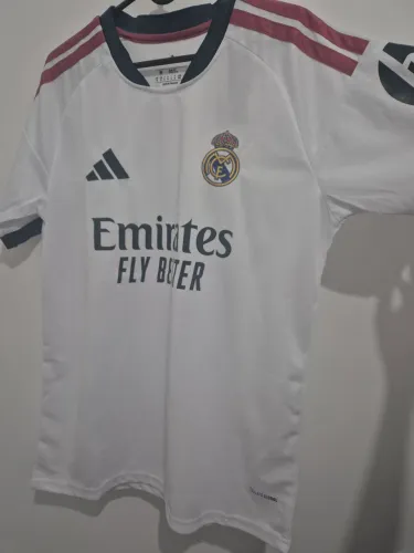 Camisa real madrid torcedor