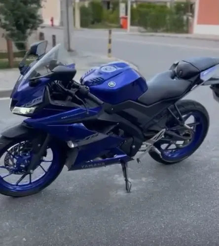 Yamaha YZF-R15 Azul Impecável e Pouco Rodada