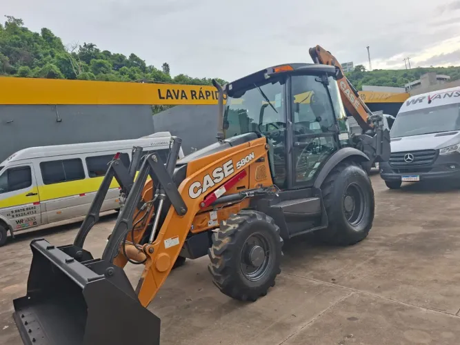 Retroescavadeira Case 580N 4x4