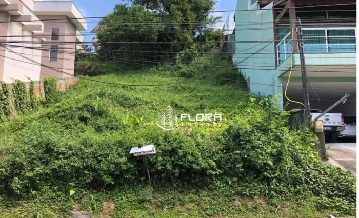 Terreno à venda, 360 m² por R$ 700.000,00 - Camboinhas - Niterói/RJ