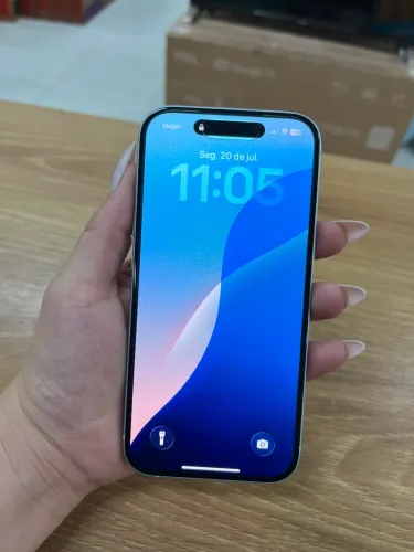 iPhone 15