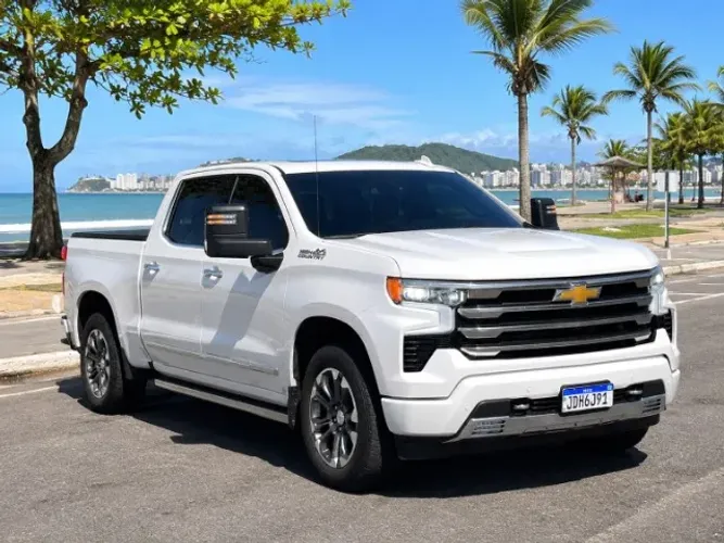 Chevrolet Silverado High Country 5.3 V8 AWD Aut. 2025