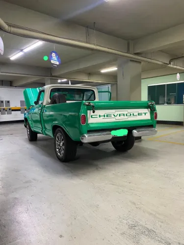 Chevrolet C-10 2.5/4.1 1975