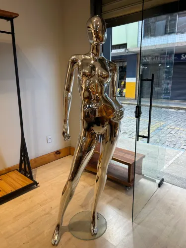3 Manequins Cromados