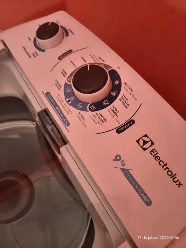 Máquina de lavar roupa Eletrolux 9kg