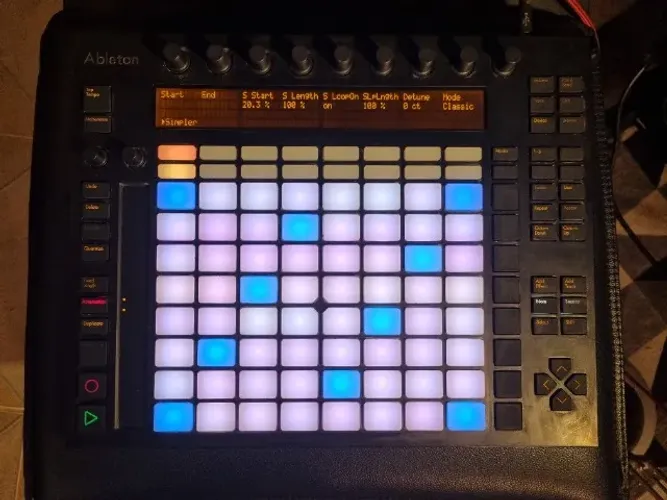 Ableton Push 1 Com Cabo Usb Controlador Midi
