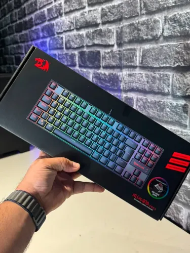 TECLADO MECÂNICO MAGNÉTICO REDRAGON KUMARA PRO RGB