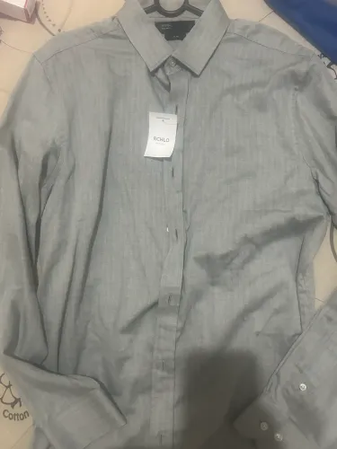 camisa manga longa, cinza. Nova, nunca usada.