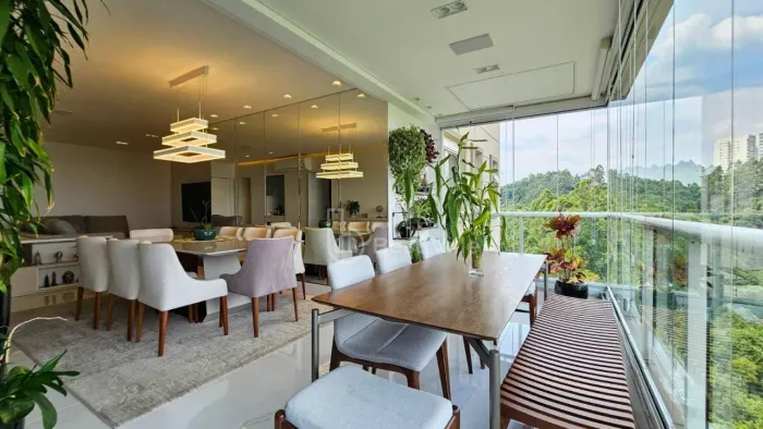 Apartamento com 3 dormitórios à venda, 136 m² por R$ 2.250.000,00 - Alphaville - Santana d