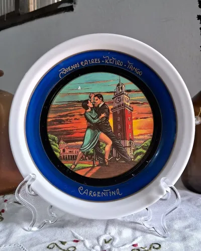 Prato de Porcelana Decorativo - Souvenir Buenos Aires - Tango Argentino