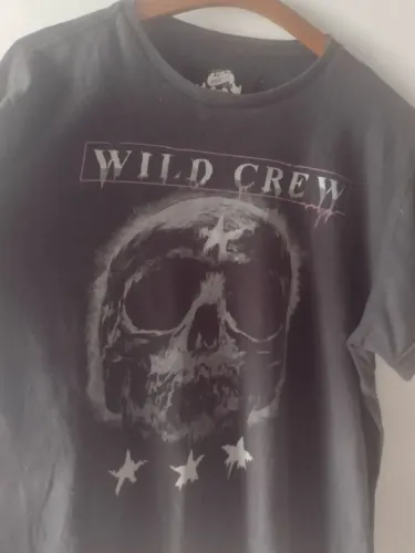 Blusa tamanho GG e uma m