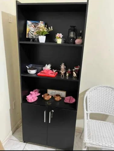 Estante preta