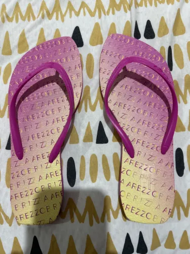 Chinelo Arezzo briza