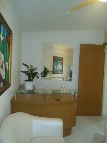 Sala mobiliada c/ banheiro e copa - 36 metros privativos - Kobrasol - São José - SC