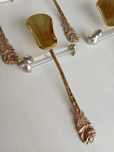 Porta talher com talheres em metal leia a descrição 