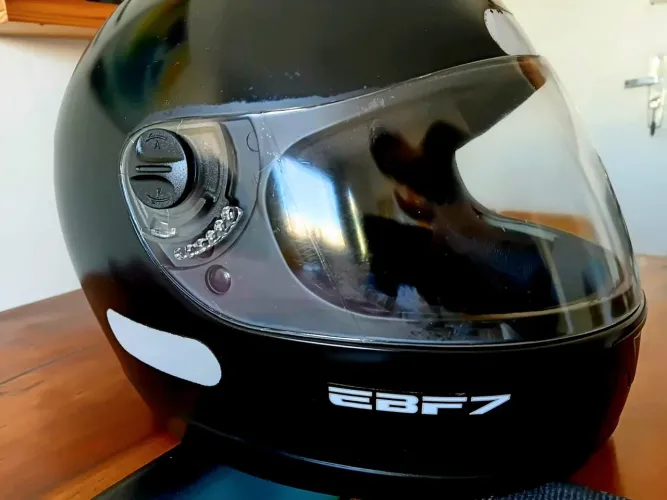 CAPACETE DE MOTO MASCULINO EBF