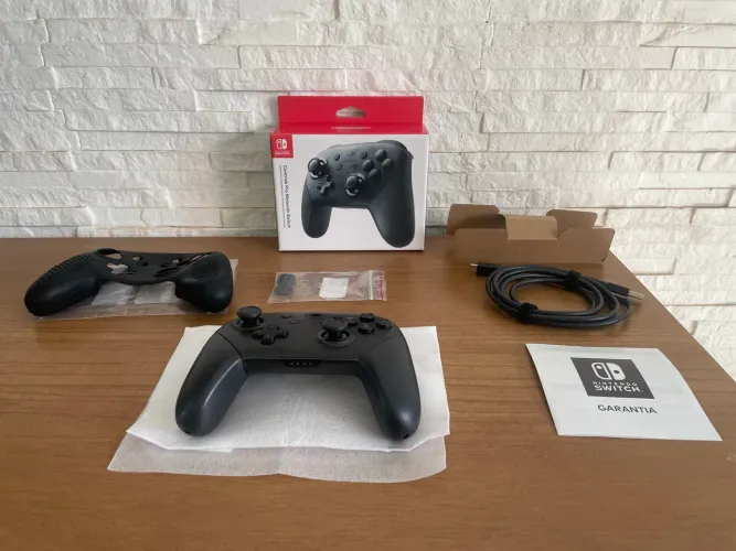 Pro Controller Nintendo Switch Original - NOVO + Acessórios