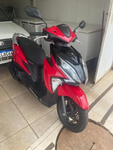 Honda Elite 2024 muito nova