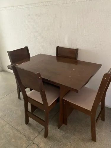 Mesa de jantar + cadeiras