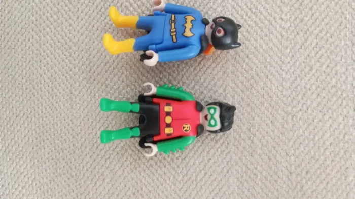 Kinder ovo Playmobil robin e Batgirl 