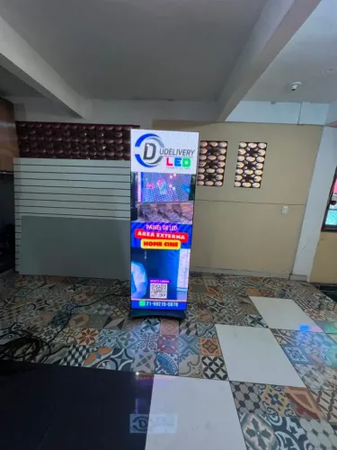 TOTEM PAINEL DE LED SEMI NOVO POUCO USO - CARTÃO 10X SEM JUROS