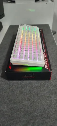 Teclado Mecânico Superframe Phantom ABNT2