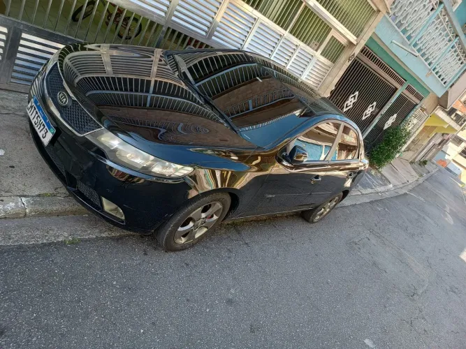 Kia Motors Cerato 1.6 16V Mec. 2011