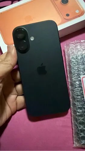 iPhone 16