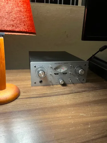 Pré-amplificador Universal Audio 710 Twin Finity
