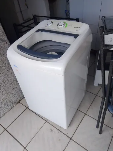 Vende máquina de lavar