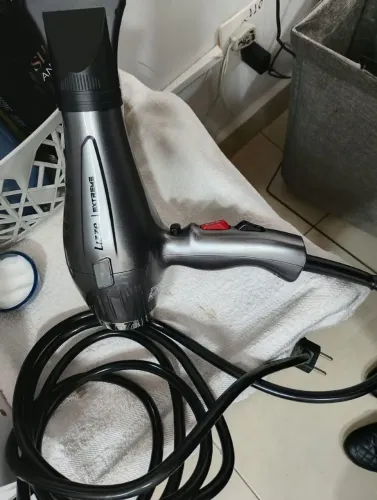 Prancha e secador profissional