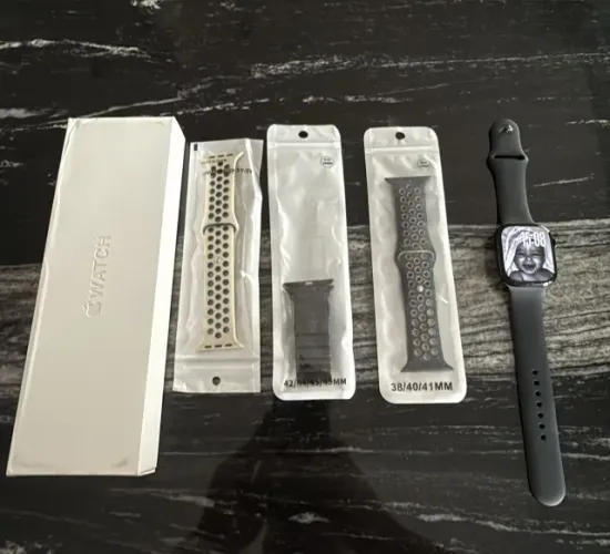 APPLE WATCH SÉRIE 10 - 46mm